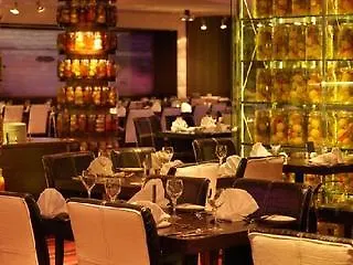 Hotel Towers & Leisure Centre 4*