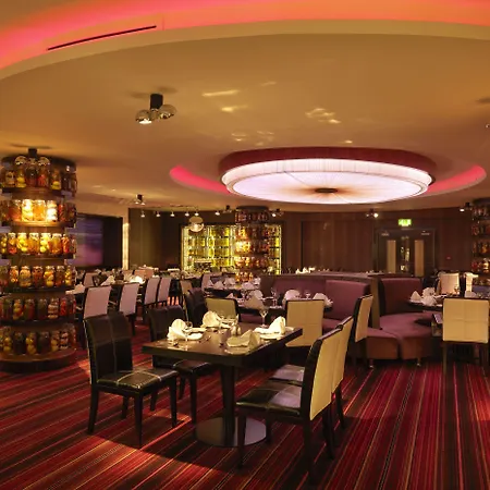 Towers & Leisure Centre 4* Killarney