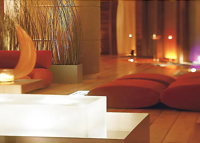 Towers & Leisure Centre Hotel